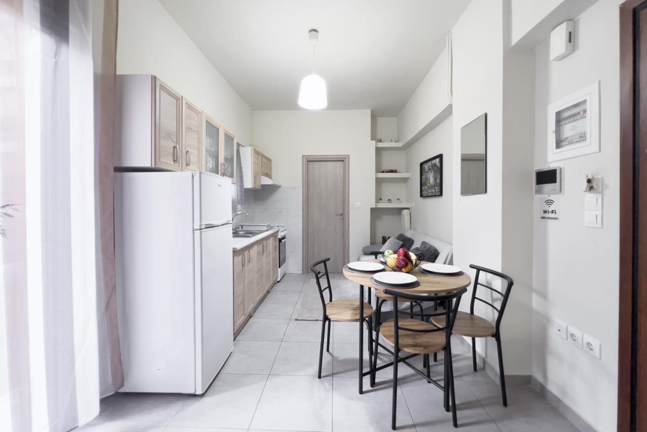 Cozy Cityscape Apartment In Athen Eksteriør billede